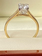 18ct Gold 1.1ct Diamond Ring