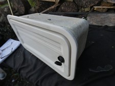 Caravan  fibre glass wet