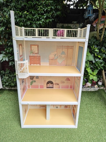 Vintage sindy doll house - sindy,