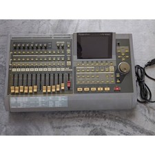 Roland VS-1680 24-Bit Digital