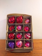 VINTAGE 1960S CHRISTMAS TREE