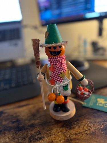 Erzgebirge scarecrow german - scarecrow,