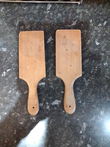 Vintage pair butter - pair,