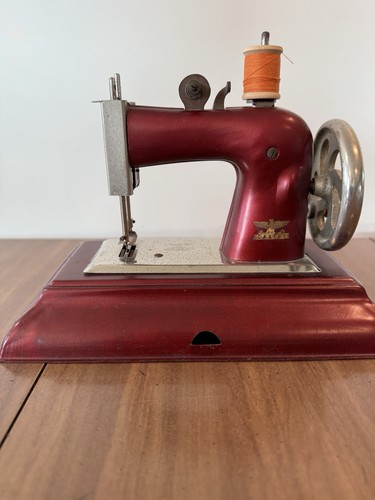 Vintage casige toy sewing - casige,