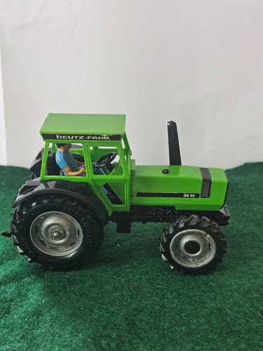 Britains vintage farm tractors - farm,