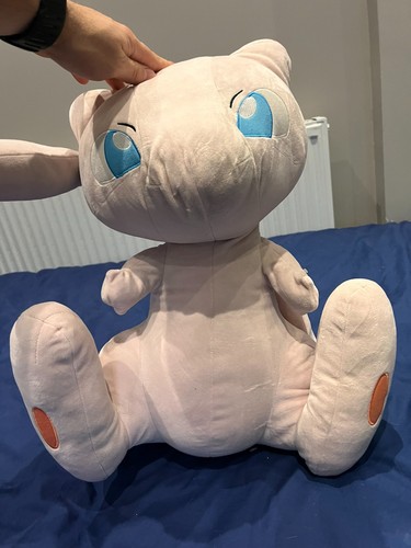 Official pokémon mew - official, large