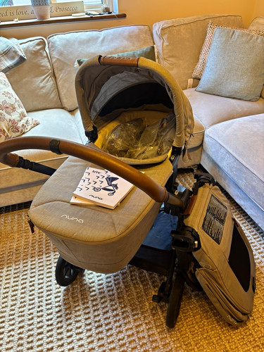 Nuna triv travel system - nuna,