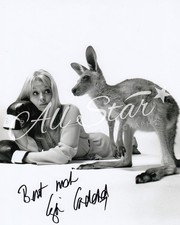 SKIPPY THE BUSH KANGAROO - Liza Goddard Signed Photograph 02 (SCHT)
