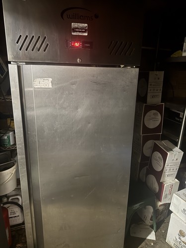 Williams upright single - single, door