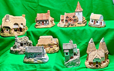 COLLECTION OF LILLIPUT LANE COTTAGES CHURCHES INNS