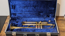 B&M CHAMPION TRUMPET AND CASE With Mouthpiece YAMAHA 11B4