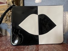 Lulu Guinness Hug N Hold Lips Oversized Patent Leather Clutch Bag 1960s Vibe