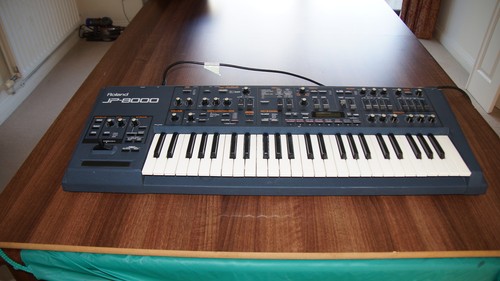 Roland jp8000 virtual - jp8000,