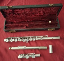 Concert Flutes Boosey & Hawkes w/Hard Case