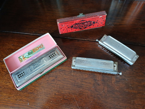 Vintage harmonicas 2 - harmonicas,,
