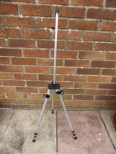 ARTISTS METAL EASEL - TOP IS SPRING LOADED TO STABALISE CANVAS