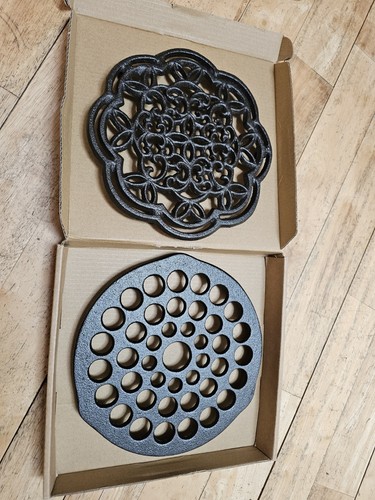Round trivet tea - tea, pot