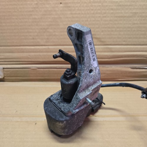 Bmw series e60 e87 e90 - 3,