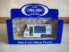 Papillon Toys - W & E 3 Wheel Milk Float - Ipswich and Norwich Coop Cooperative