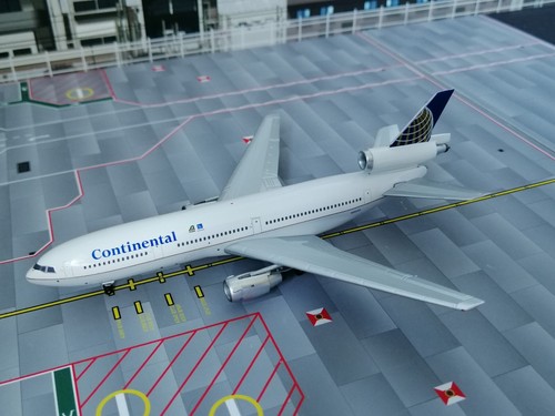 Continental mcdonell douglas - mcdonell,