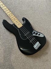 Fender Standard Jazz Bass Black