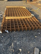 Reinforcing mesh sheets 