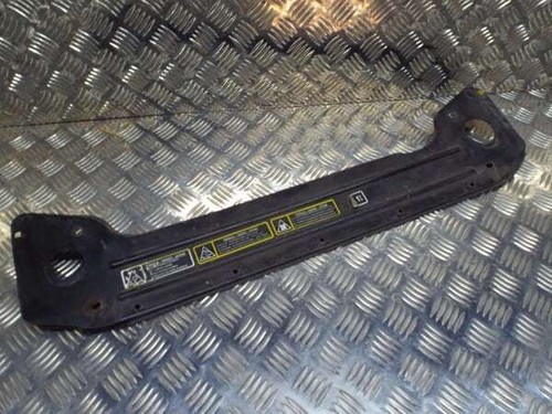 Front radiator bonnet lock - radiator,
