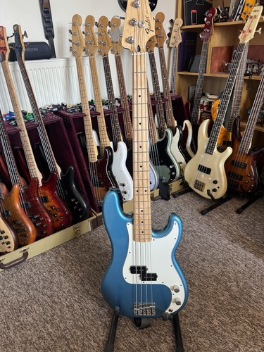 Fender precision bass - fender,