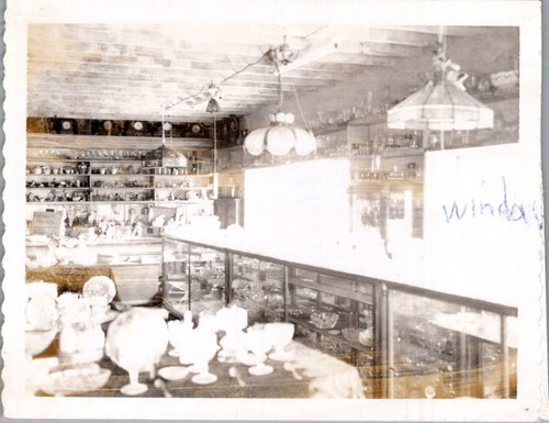 1920s glass museum - glass,