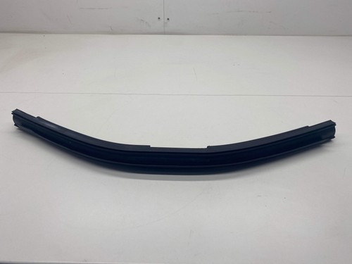 Bmw scuttle panel rubber - m4,