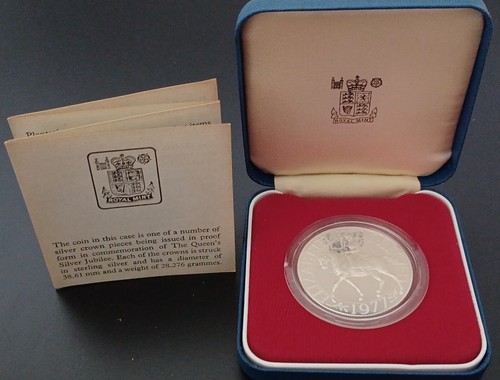 1977 queen elizabeth - queen,
