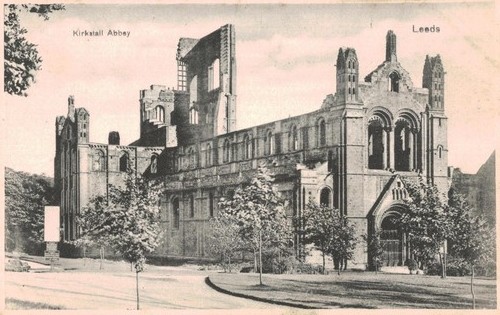 Vintage postcard kirkstall - -,