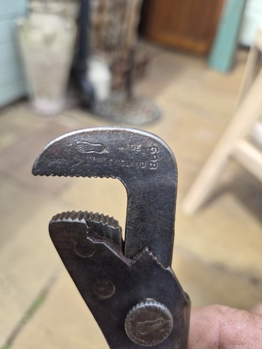 Vintage footprint 698 - vintage,