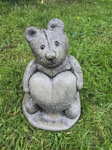 Heart teddy bear stone - heart, garden