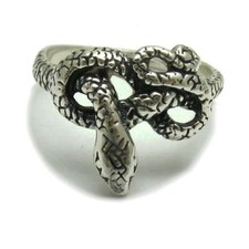 Stylish Sterling Silver Ring