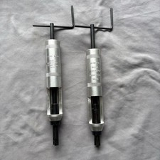 NOS x2 Armstrong 5/8 NC 5/8 NF