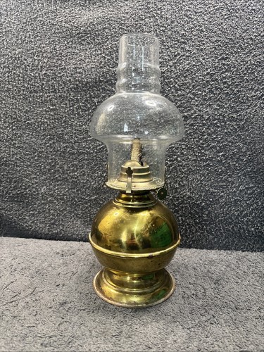 Vintage farms lamplight - lamplight, brass