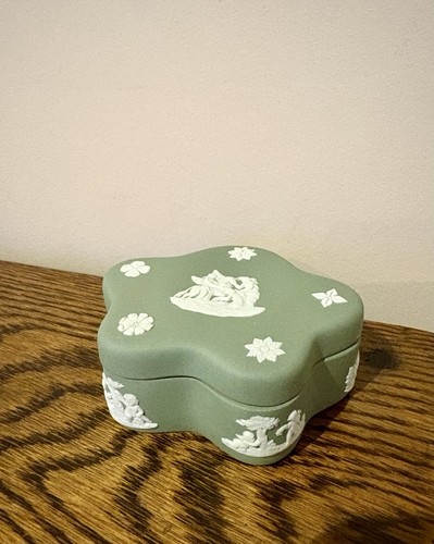 Vintage wedgwood green - vintage,