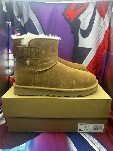 Mini bailey strap logo - bailey, uggs