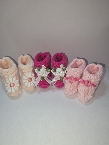 Pairs dolls shoes - 3,