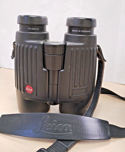 Leica binoculars - 42, bn