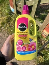 Miracle Gro Azalea Camellia Rhododendron Liquid Concentrated Plant Food 1L