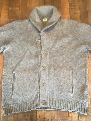 Company 100 pure wool - 100%,