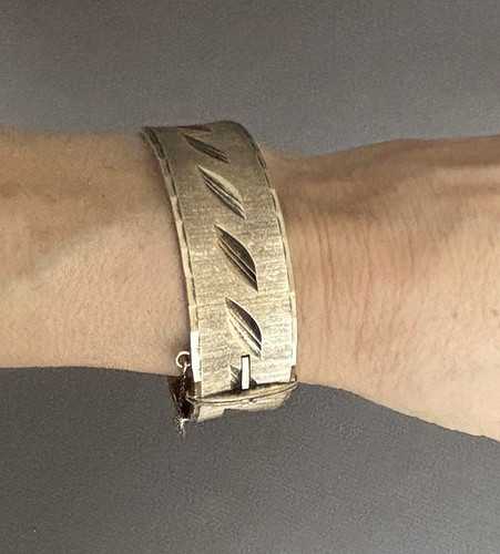 Vintage 1971 22ct - 1971, gold