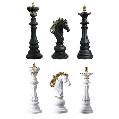 Pieces chess - pieces, statues