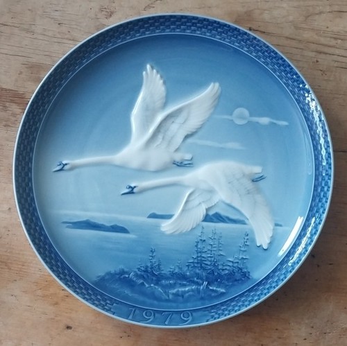 Royal copenhagen 1979 - royal,