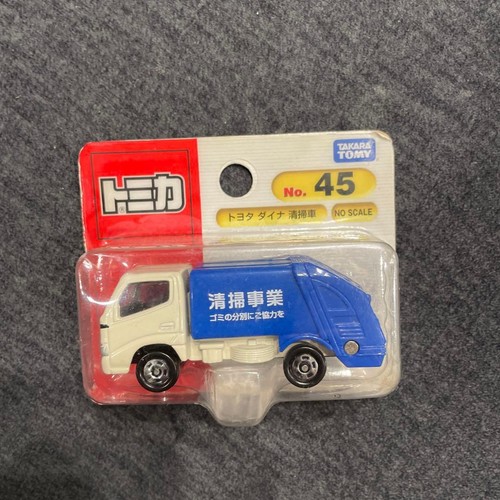 Dyna cleaning truck white - truck,
