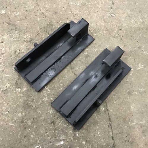 Brackets for farmhand - farmhand, loader