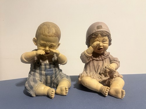 Vintage crying baby pair resin - vintage,