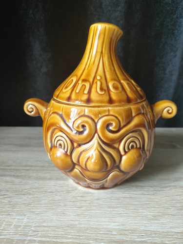 Vintage sadler character onion - sadler,